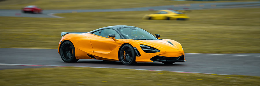 Stage de pilotage Magny Cours en McLaren 720S