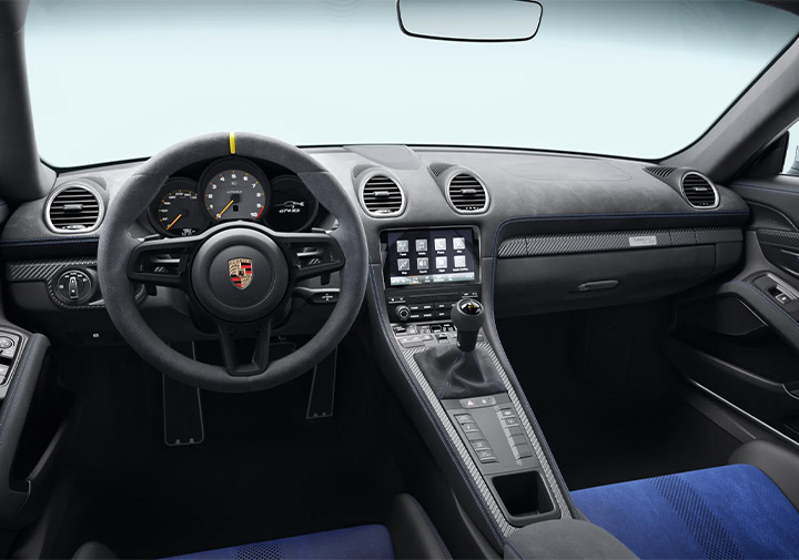Volant et habitacle Porsche 718 Cayman GT4 RS